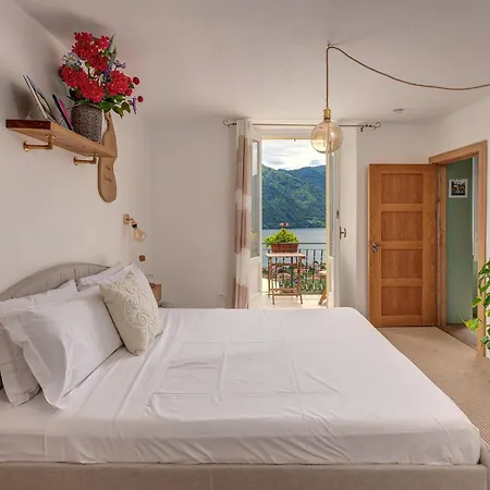 Oda ve Kahvaltı La Casa Della Seta 3*