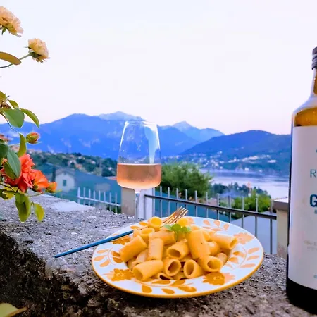 La Casa Della Seta Bed & Breakfast 3*