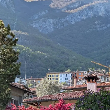 La Casa Della Seta Tremezzo