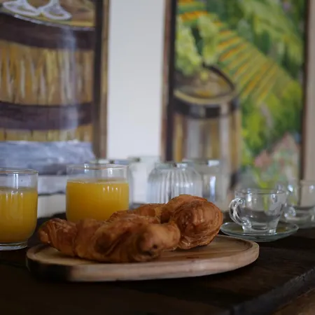 La Casa Della Seta B&B 트레메쪼